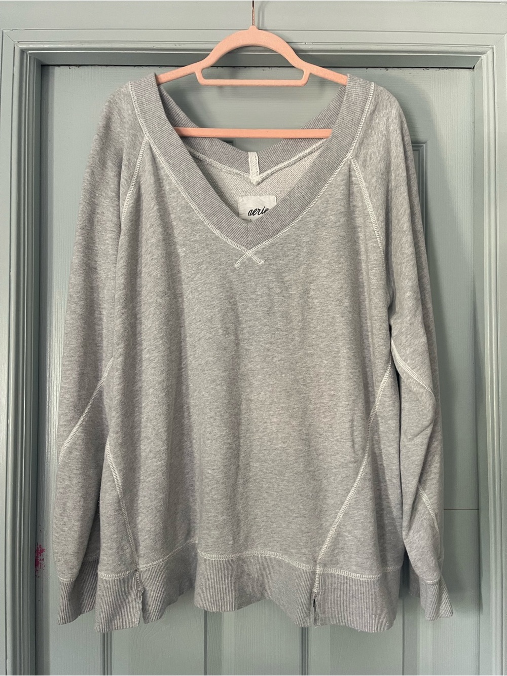 aerie Light Gray V-Neck Sweatshirt Pullover